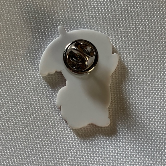 NWT Handmade Disney Marie from the Movie Aristocats Pin / Brooch! - Picture 2 of 2